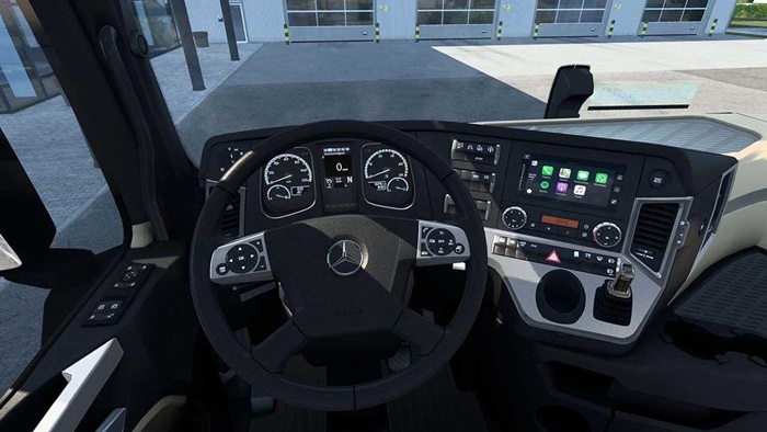 ETS2 - New Actros MP4 Cabin Overhaul V1.2.3h1