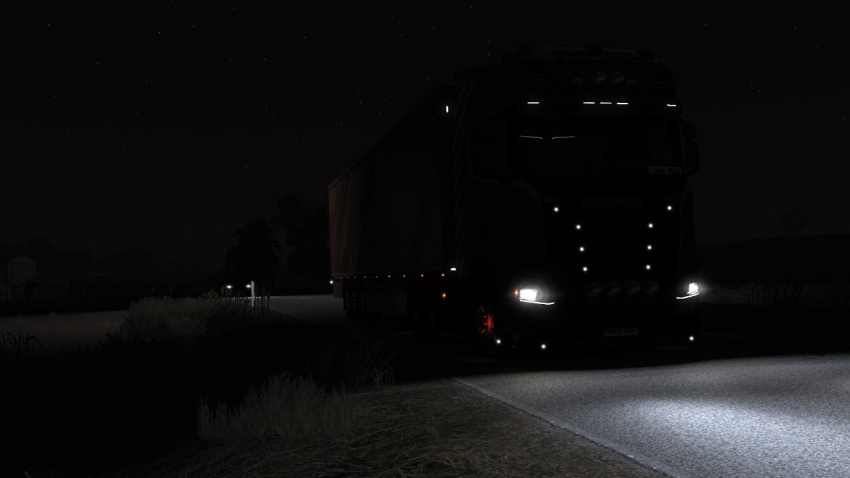 ETS2 - Brighter Low Beam & Reverse Lights V1.5.8