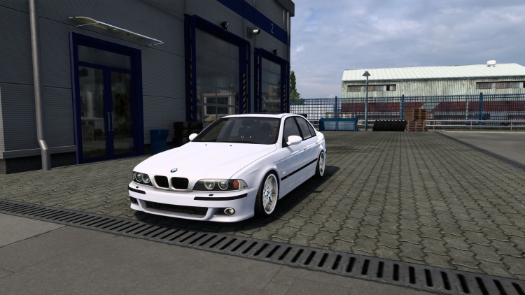 BMW M5 E39 V1.57