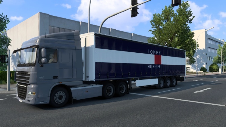 Trailers with 30 Different Fashion Brands Traffic Mod V1.60