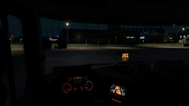 ETS2 - Interior Light & Emblems V8.1b (1.42.x)