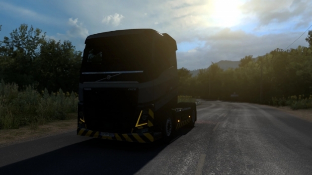 ETS2 - Front Amber Position Lights Volvo 2012 (1.43.x)