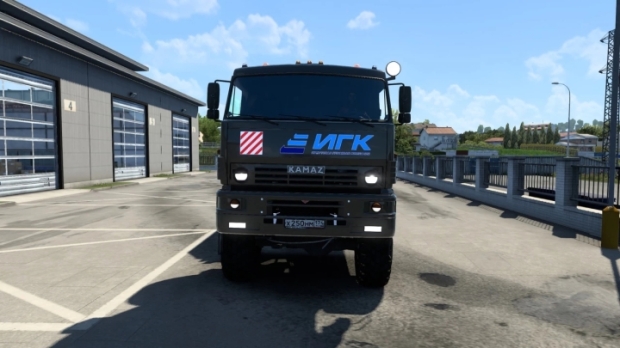 ETS2 - Kamaz 65225 + Low Loader (1.43.x)