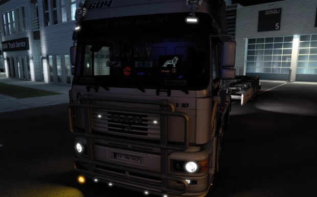 ETS2 - Compatiblity Add-On for MAN F2000 and Truck of The Year 95 Sunshield Sticker (1.43.x)