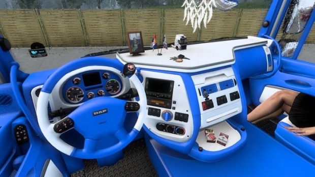 ETS2 - DAF XF 105 Blue & White Interior (1.43.x)