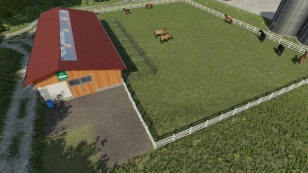 FS22 - Horse Stable With Paddocks V1.0