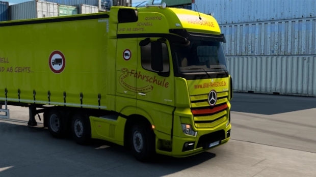 ETS2 - Mercedes Actros MP4 Fahrschule Combo Skin