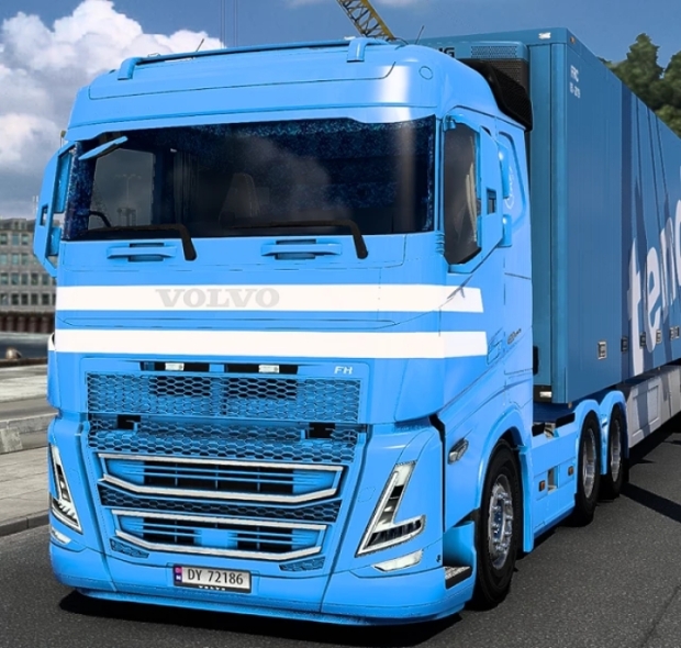 ETS2 - Volvo FH5 Blue Danish Plush Interior + Exterior (Low Cab) V3.0