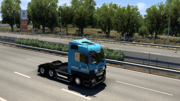 ETS2 - Maersk Mercedes-Benz Actros Skin V2.0 thumbnail 2