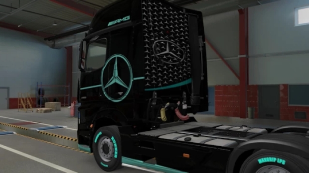 ETS2 - Simple Mercedes Skin V1.0