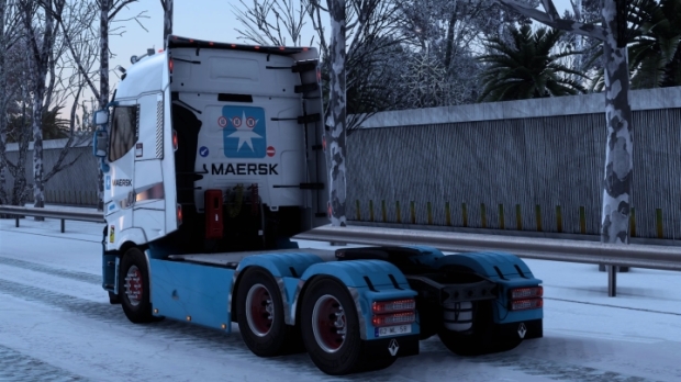 ETS2 - Renault T Maersk Skin V1.0 thumbnail 2