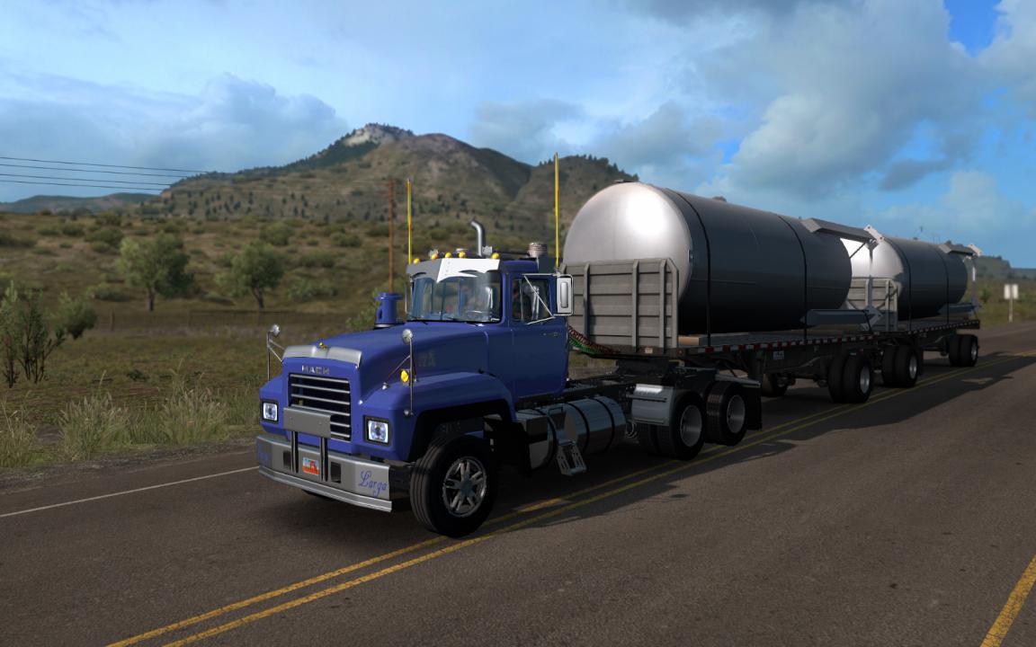 ATS - Mack RD400 Truck (1.36.x)