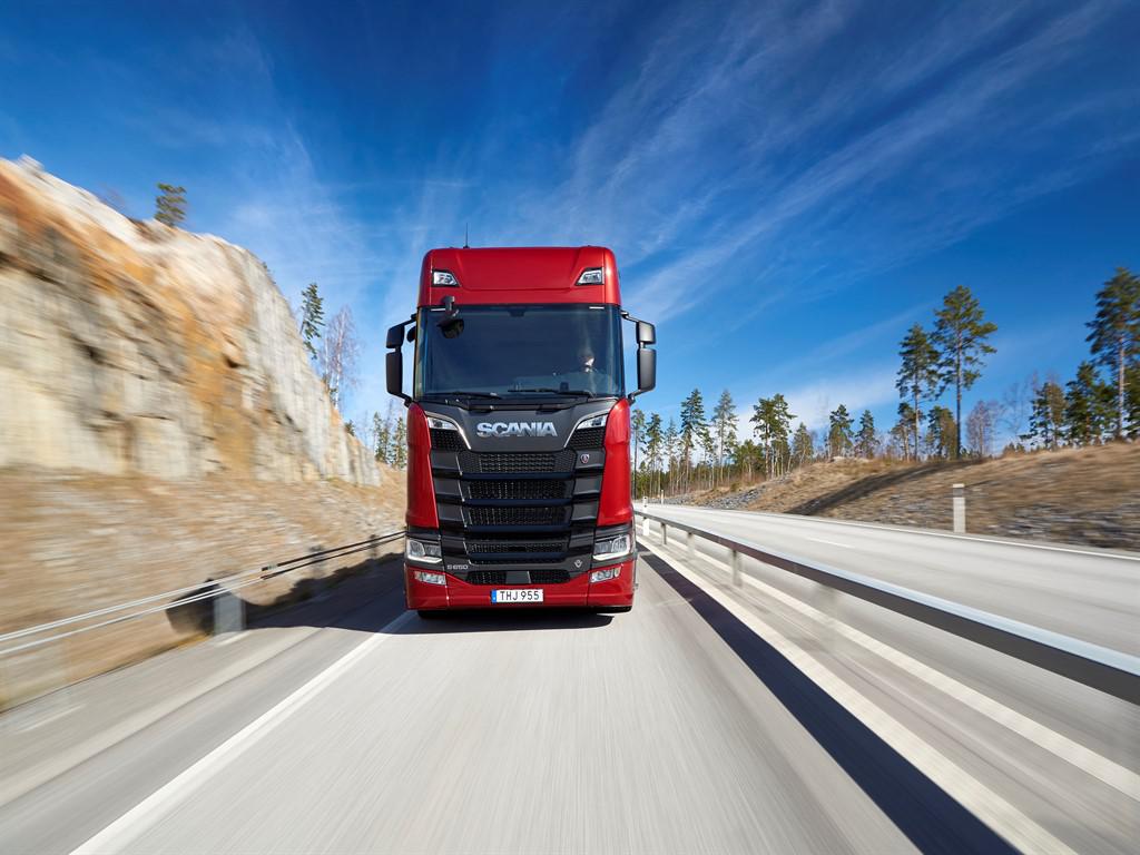 ETS2 - Scani̇a Nextgen Real V8 Sound and Sound Rework (1.35.X)