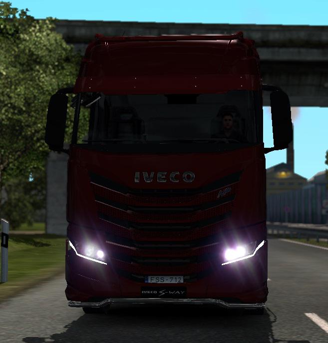 ETS2 - Realistic Lights for All Trucks V2.0 (1.37.x)