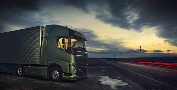 ETS2 - Real Truck Physics (1.39 - 1.40)