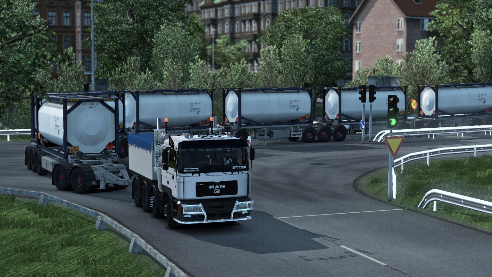 ETS2 - Dolly Road Train (1.35.x)