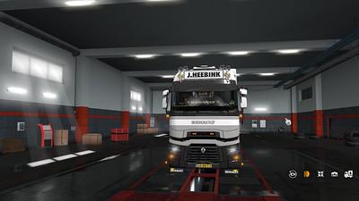 ETS2 - Tinted Headlights Renault T V1.1 (1.35.X)