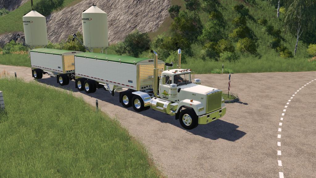 FS19 - Wilson Pacesetter A-Train v1.0.1.0