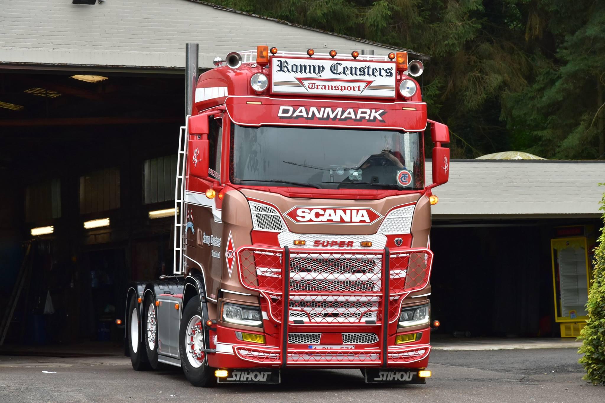 ETS2 - Scania NextGen S500 Ronny Ceusters Paintjob v1.0 (1.35.X)