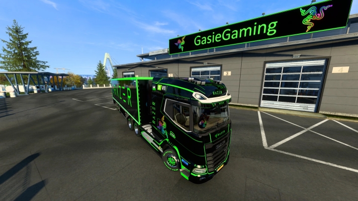 ETS2 - Razer Daf XG+ Skin V1.0 (1.40.x)