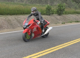 Suzuki Hayabusa 2025